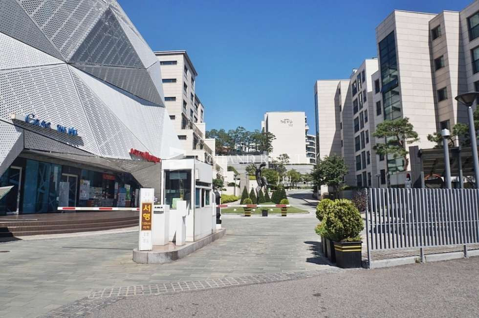 서울 용산구 한남동 118동 한남더힐 층간소음 걱정없는 정원세대 매매 매매 매물번호 11611 사진 1
