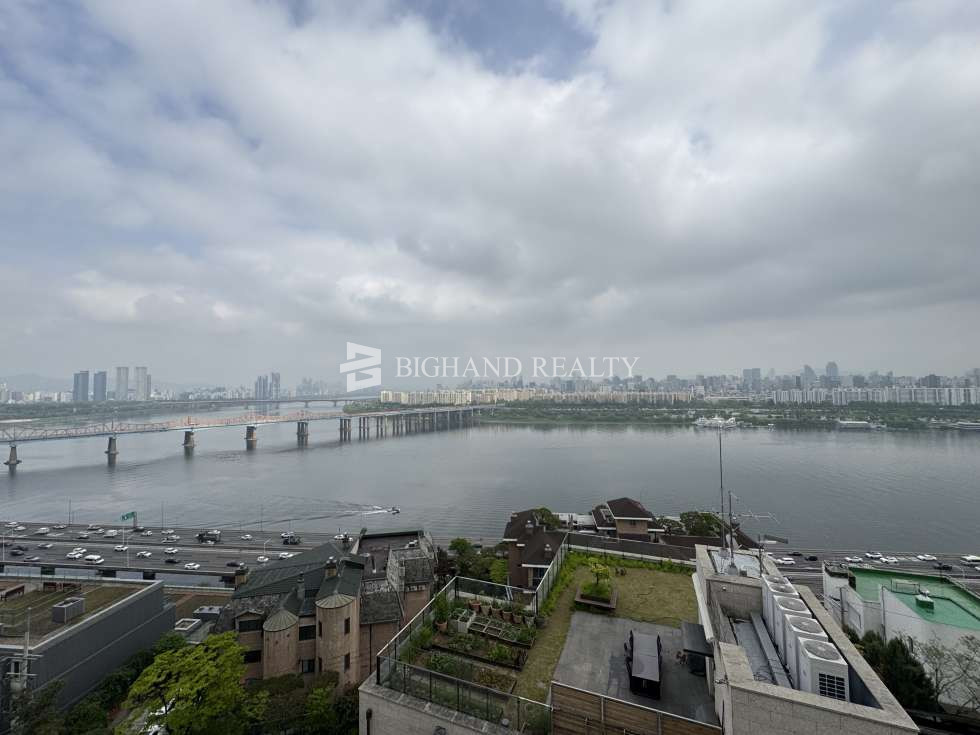 서울 용산구 한남동 유엔빌리지 신축 르블랑한남 펜트세대 전세 전세 매물번호 12135 사진 3