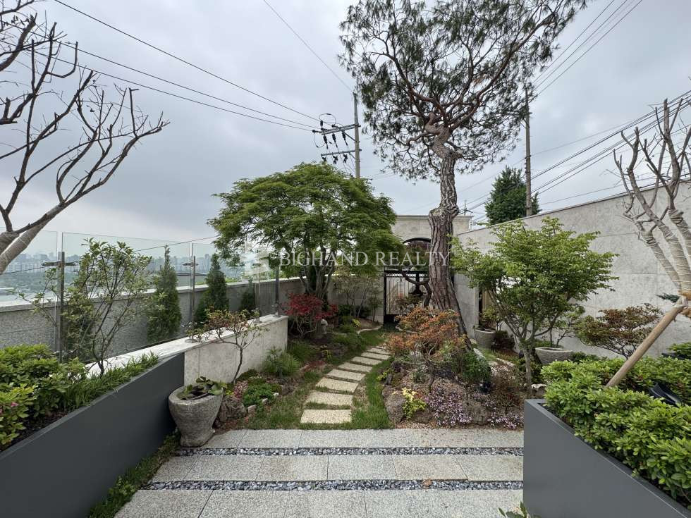서울 용산구 한남동 유엔빌리지 르블랑한남 정원세대 매매 매매 매물번호 12136 사진 2