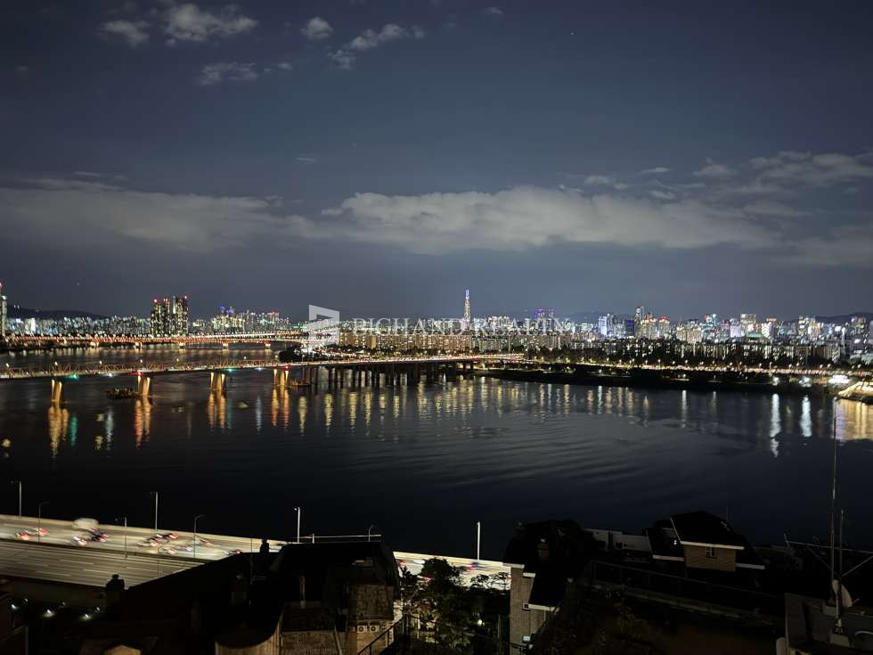 서울 용산구 한남동 유엔빌리지 르블랑한남 정원세대 매매 매매 매물번호 12136 사진 11
