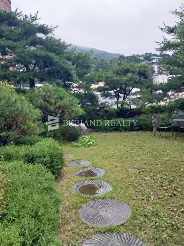 서울 종로구 평창동 1동 전망 좋고 리모델링된 예쁜 정원 단독주택 매매 매물번호 11822 사진 4