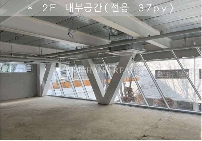 서울 강남구 신사동 신사동 가로수길｜이런 건물 흔치 않습니다, 13m 층고의 랜드마크 매매 매물번호 12321 사진 11